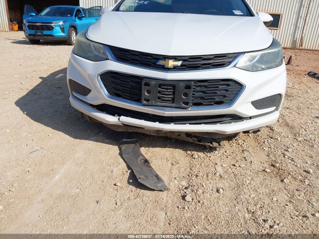 1G1BE5SM9H7137585 Chevrolet le2 -di: direct injection, vvt: variable valve timing, gen, alum