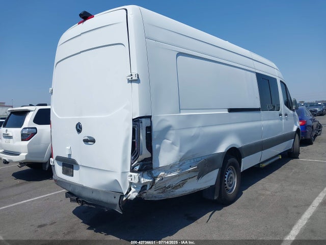WD4PF1CD4KT009129 Mercedes-Benz om 642 with brake assist