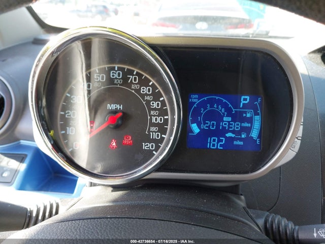 Chevrolet ll0 2014 KL8CB6S97EC588595 Image 7