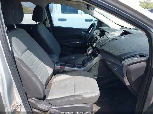 1FMCU0G73GUB73899 Ford 2016