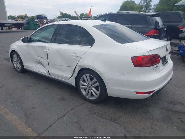 3VW4T7AJ6EM238008 Volkswagen 2014