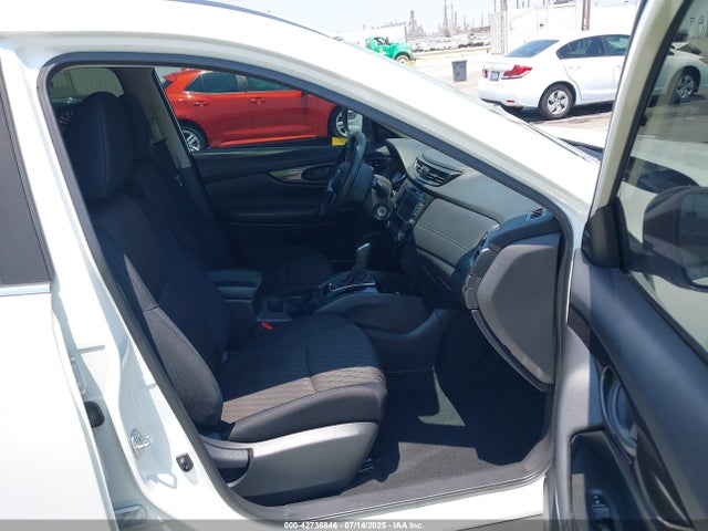 5N1AT2MT5KC817876 Nissan Rogue