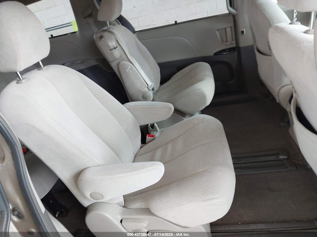 5TDKK3DC9ES464613 Toyota 2gr-fks