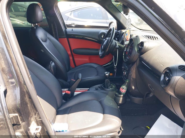 2016 MINI COUNTRYMAN WMWZB3C55GWM33277 Photo 4