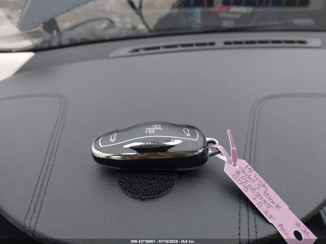 2015 TESLA MODEL S 5YJSA1S24FF082755 Photo 10