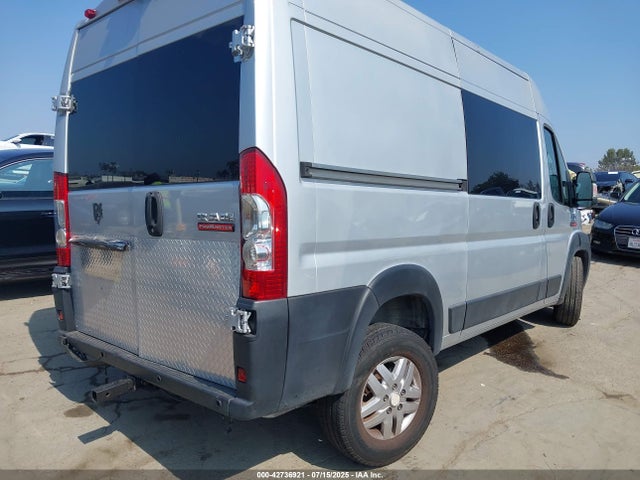 RAM Promaster 1500 2019 3C6TRVBG8KE502976 Image 4