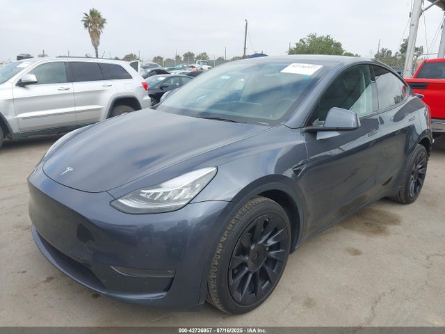 Tesla 2022 2022 7SAYGDEE9NA022579 Image 2
