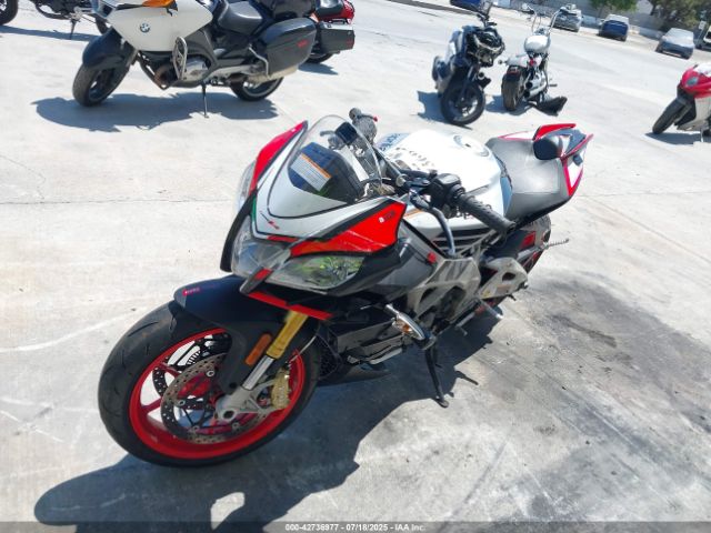 2016 APRILIA TUONO ZD4TYUA01GS000510 Photo 1