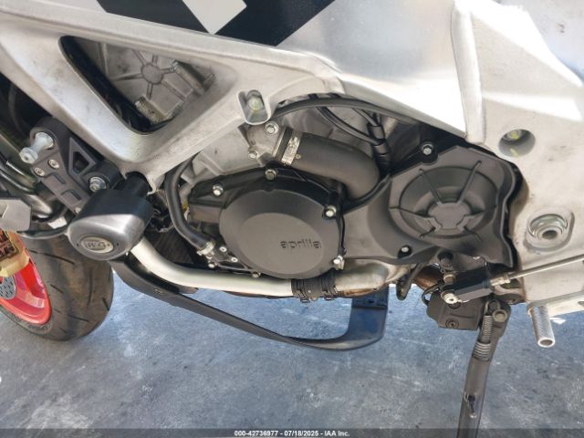2016 APRILIA TUONO ZD4TYUA01GS000510 Photo 8