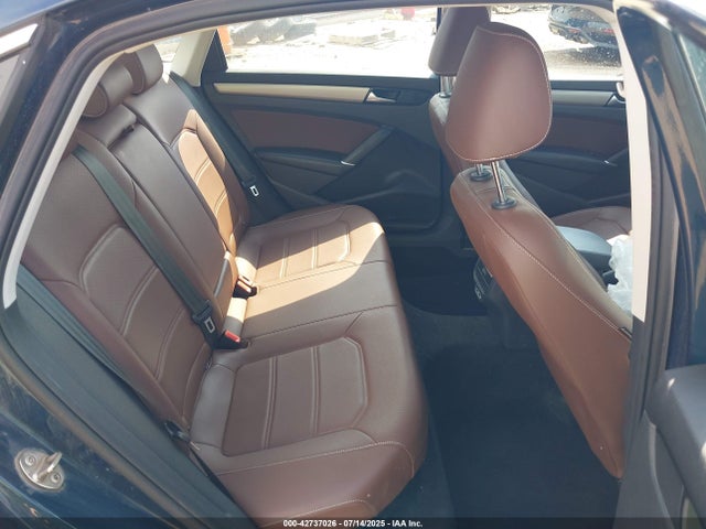 Volkswagen Passat 2021 1VWSA7A38MC001132 Image 8
