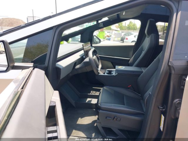 2024 TESLA CYBERTRUCK 7G2CEHED3RA049596 Photo 4