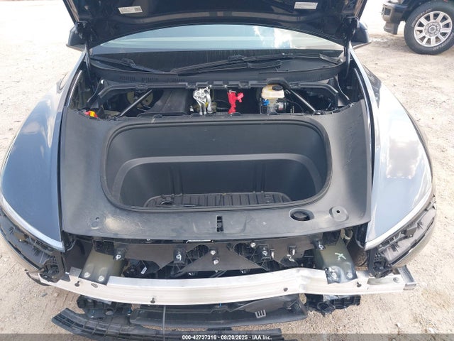 2026 TESLA MODEL Y 7SAYGDEE4TA408937 Photo 9