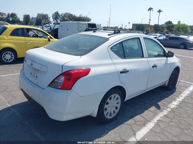 Nissan 2016 2016 3N1CN7AP3GL821550 Image 4