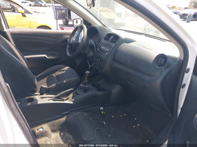 Nissan 2016 2016 3N1CN7AP3GL821550 Image 5