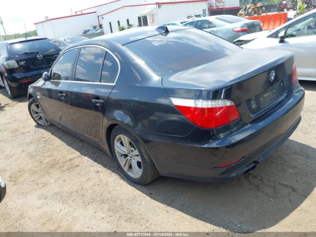 2010 BMW 528I WBANV1C52AC156624 Photo 2
