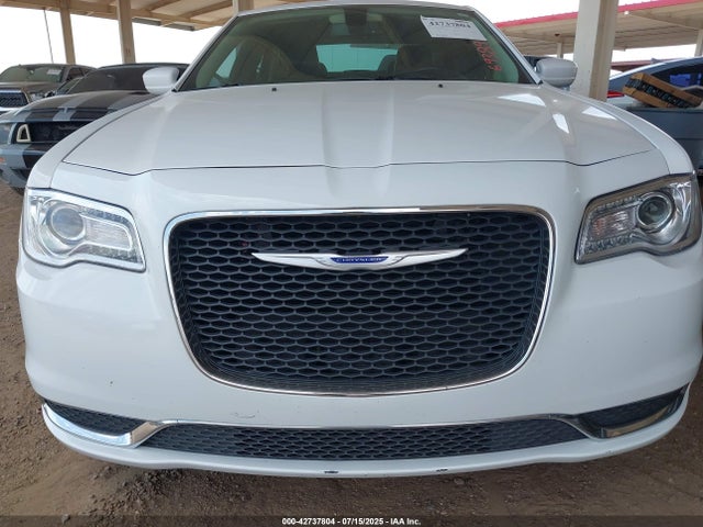 2C3CCAAG2KH693890 Chrysler 2019
