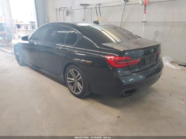 2017 BMW 740I WBA7E4C59HGU99489 Photo 2