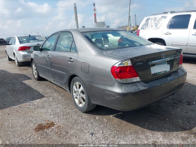 2006 TOYOTA CAMRY 4T1BE30K96U699347 Photo 2