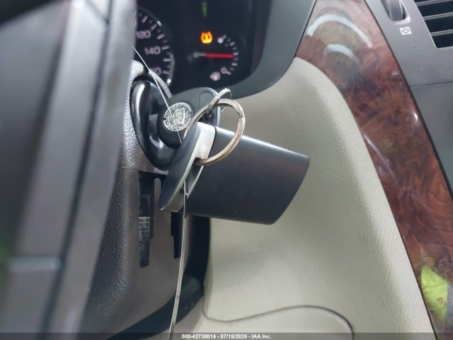 2007 CADILLAC DTS 1G6KD57YX7U200069 Photo 10
