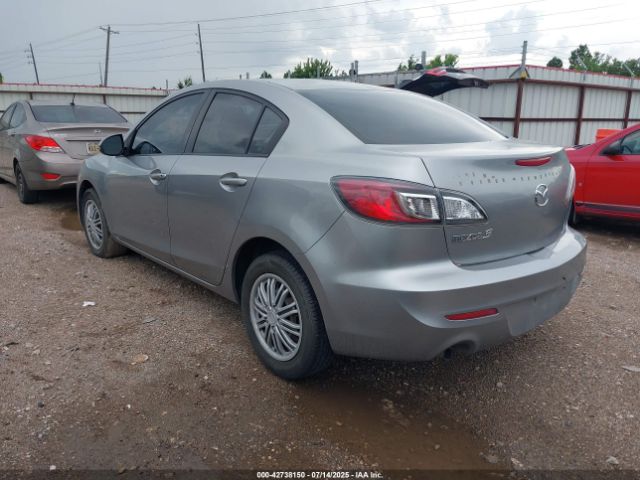 2013 MAZDA MAZDA3 JM1BL1TF1D1792083 Photo 2
