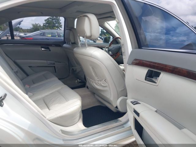 2010 MERCEDES-BENZ S 550 WDDNG7BB2AA323959 Photo 7