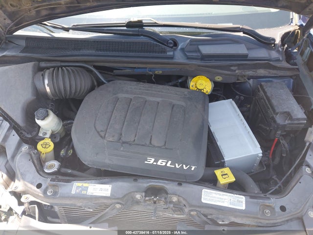 2C4RC1BG3ER247783 Chrysler Town and Country