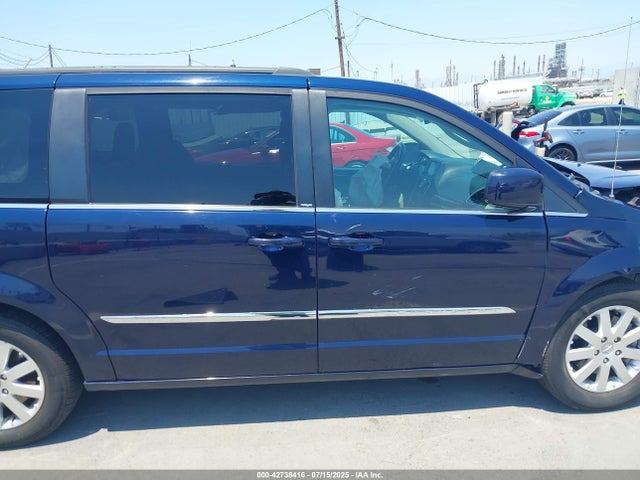 2C4RC1BG3ER247783 Chrysler Town and Country