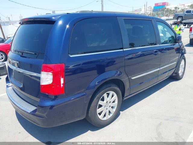 2C4RC1BG3ER247783 Chrysler Town and Country