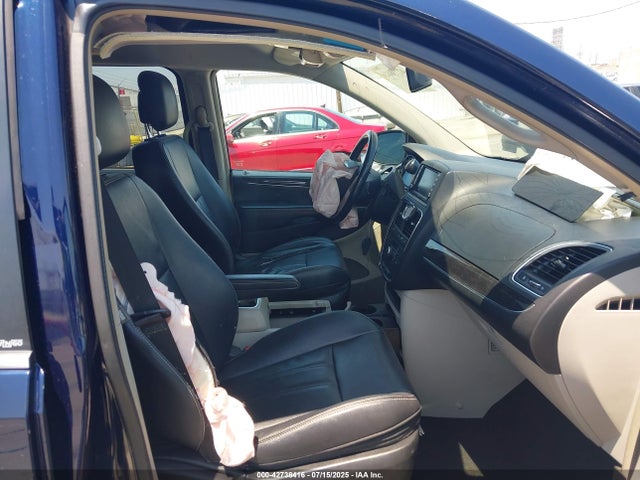 2C4RC1BG3ER247783 Chrysler Town and Country