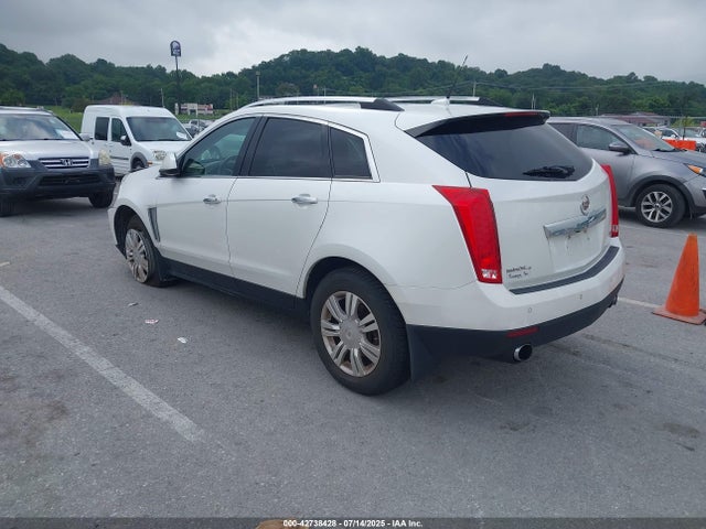 2014 CADILLAC SRX 3GYFNEE33ES526189 Photo 2