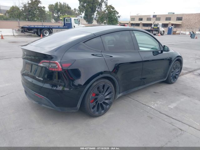2022 TESLA MODEL Y 7SAYGDEF6NF558577 Photo 3