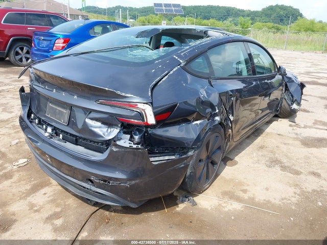 2024 TESLA MODEL 3 5YJ3E1EA1RF725949 Photo 3