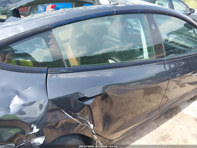 2024 TESLA MODEL 3 5YJ3E1EA1RF725949 Photo 7