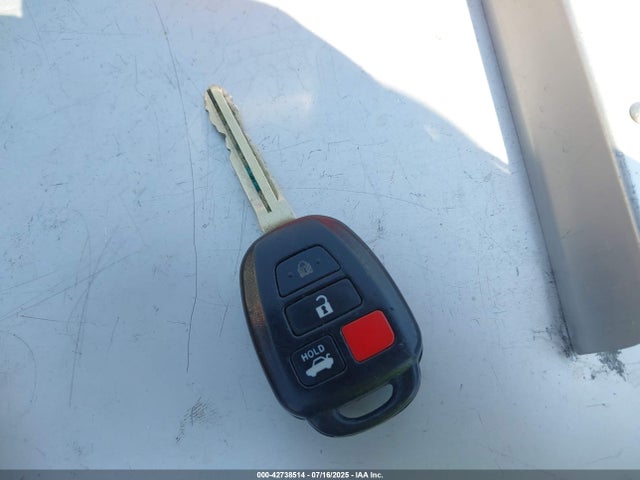 Toyota 2zr-fe 2018 5YFBURHE3JP802812 Image 11