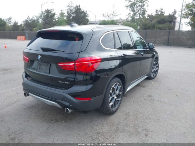 2021 BMW X1 WBXJG9C06M5T19009 Photo 3