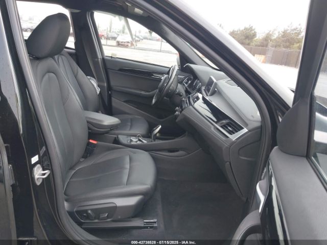 2021 BMW X1 WBXJG9C06M5T19009 Photo 4