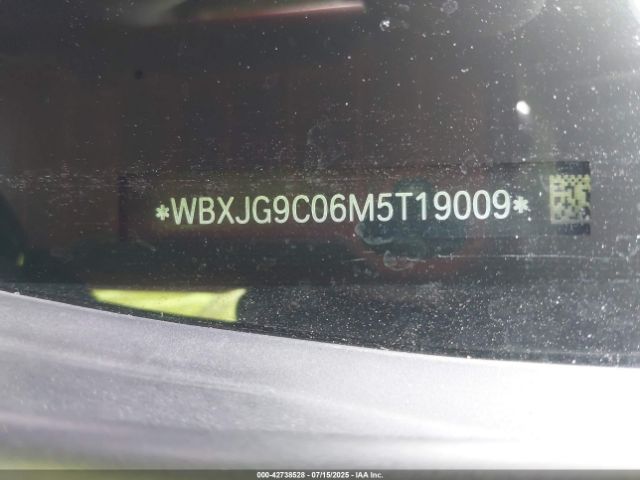 2021 BMW X1 WBXJG9C06M5T19009 Photo 8