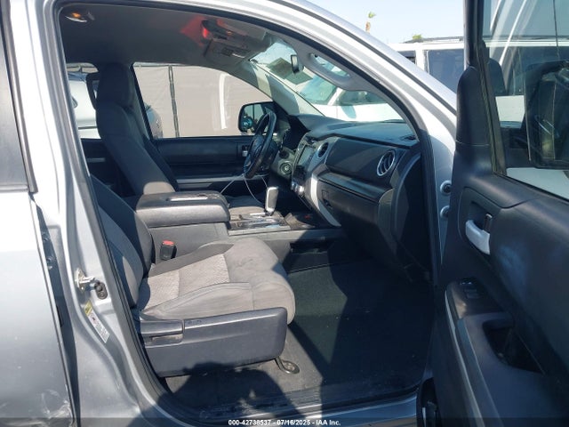 Toyota 1ur-fe 2014 5TFRM5F15EX072089 Image 5