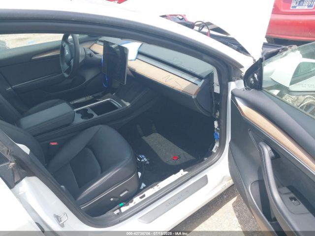 2023 TESLA MODEL 3 5YJ3E1EA1PF699446 Photo 4