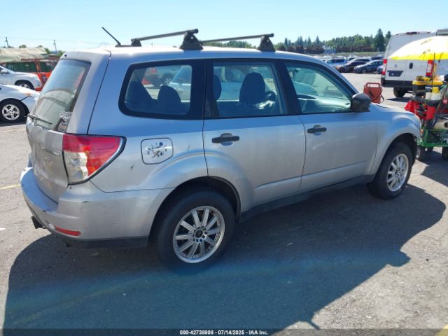 2013 SUBARU FORESTER JF2SHBAC8DH427943 Photo 3