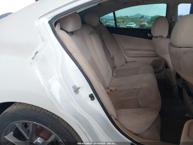 1N4AA5AP4EC474684 Nissan 2014