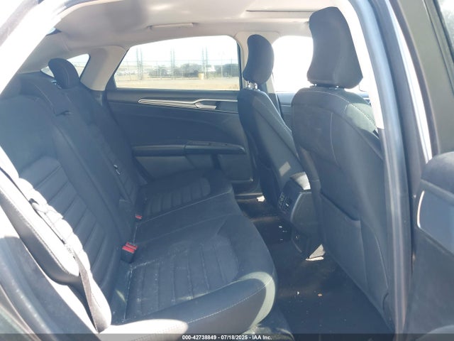 Ford 2019 2019 3FA6P0LU7KR105972 Image 8