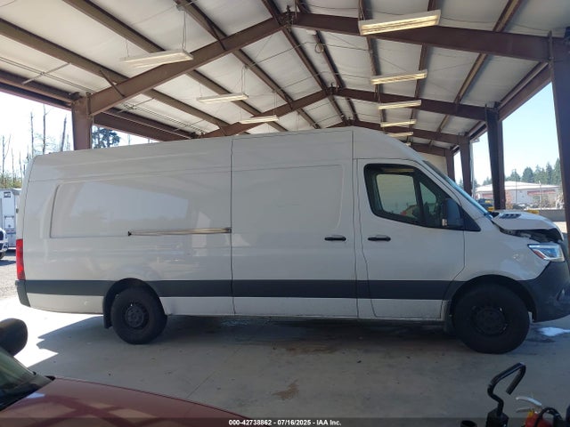 W1Y4NDHY6RT172660 Mercedes-Benz om654