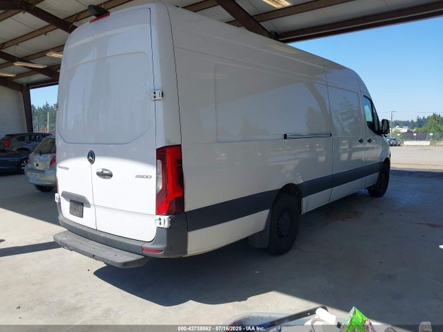 W1Y4NDHY6RT172660 Mercedes-Benz om654