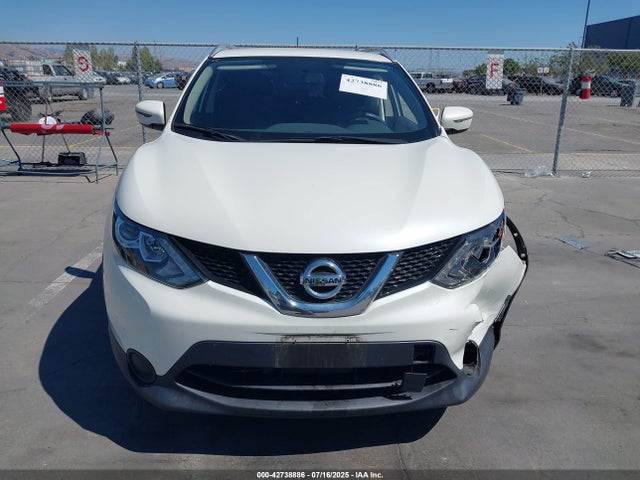 JN1BJ1CP2HW034358 Nissan ROGUE SPORT
