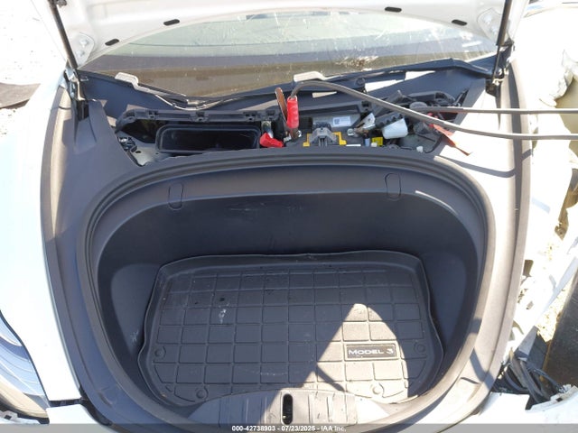 Tesla 2019 2019 5YJ3E1EB2KF421429 Image 10