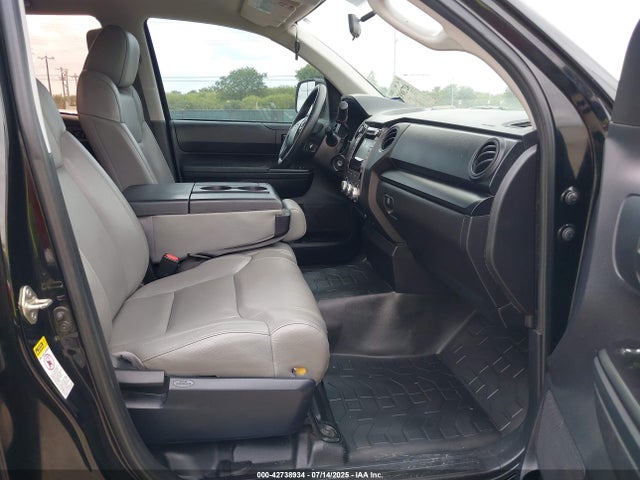 5TFRM5F15GX103568 Toyota 1ur-fe