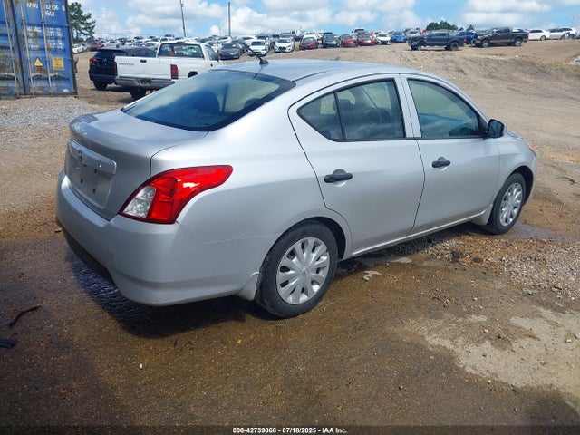 3N1CN7AP5GL881331 Nissan 2016