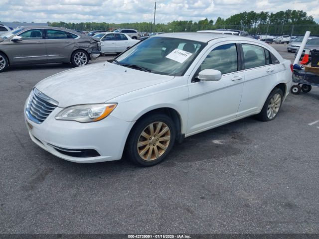 2013 CHRYSLER 200 1C3CCBBBXDN672305 Photo 1