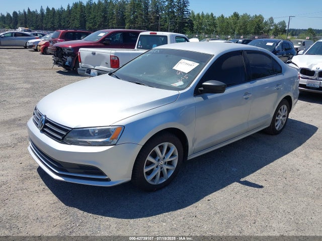 3VWD17AJ3FM235445 Volkswagen 1.8t